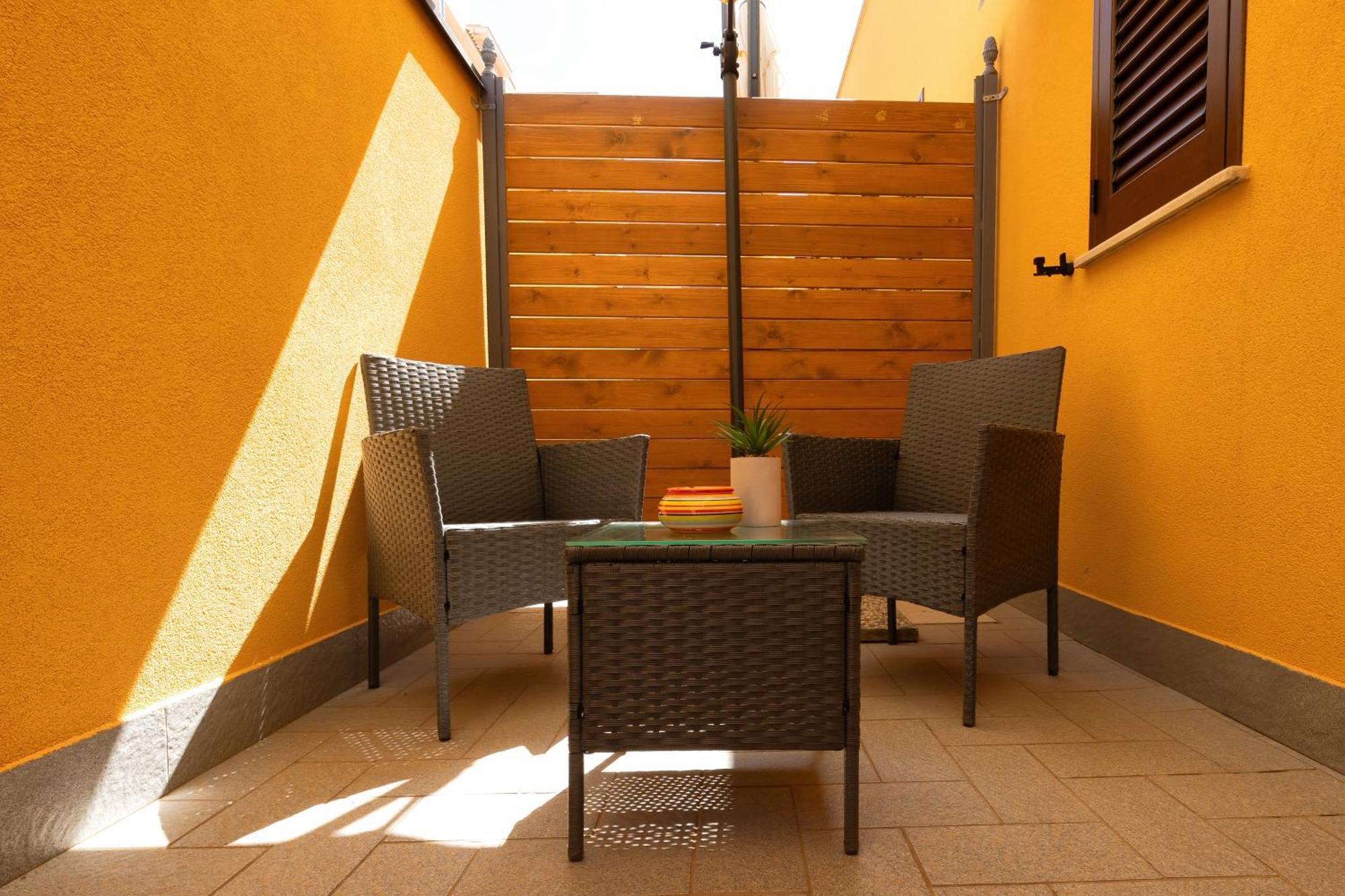 Sunset House Bed & Breakfast Balestrate ภายนอก รูปภาพ